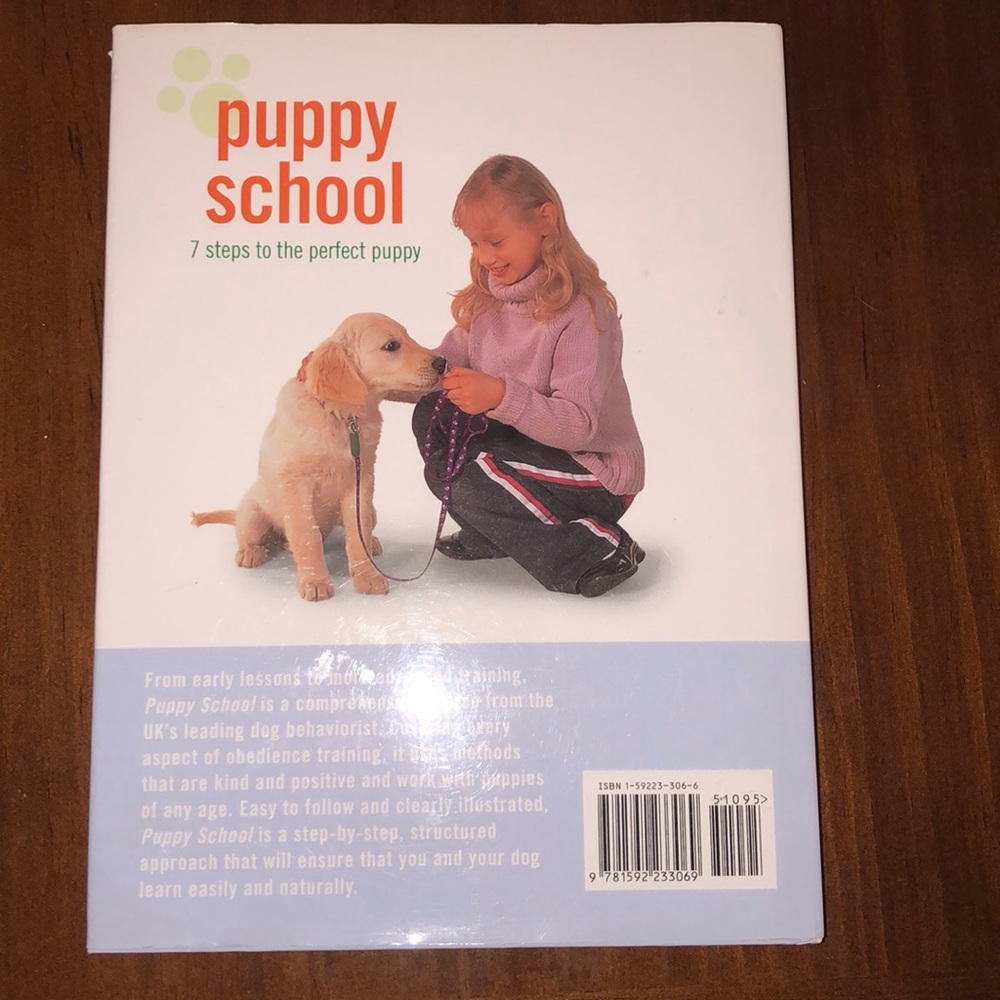 Hardcover Puppy Training Book - Picture 2 of 3